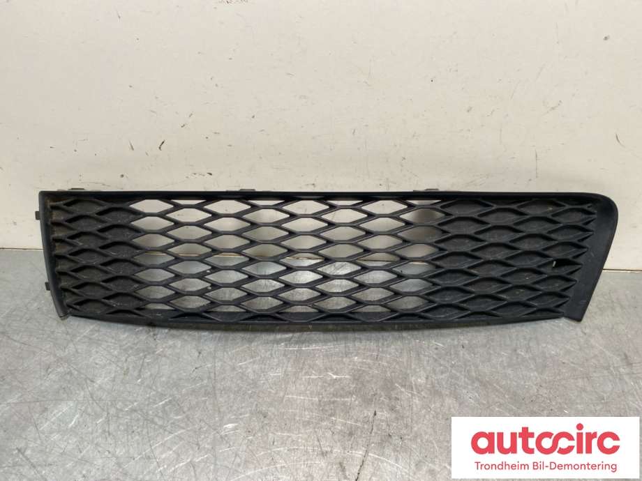 Grill venstre til Audi Q7, 2010-2015 (Type I, Fase 2)  (4L0 807 697 B)