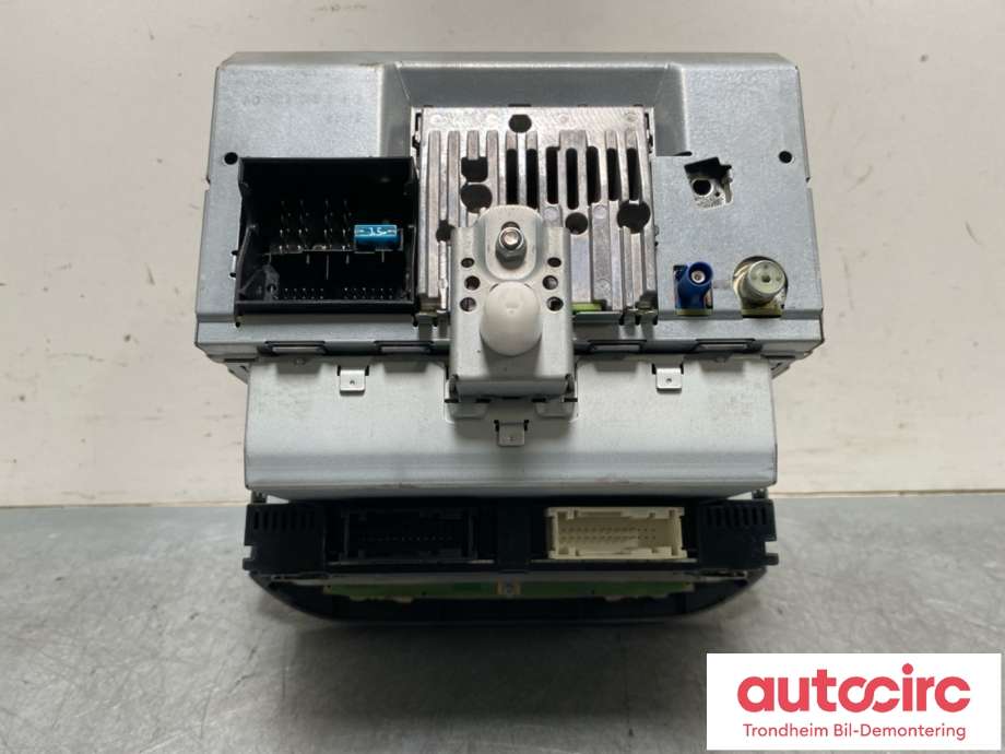 Bilstereo navigasjon til Ford Focus 2008-2010 (Type II, Fase 2)  (1716784|9M5T-18K931-CD|8M5T-18K931-JC)