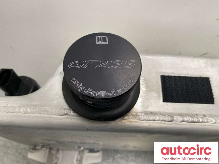 Spylertank til Porsche 911 2012-2019 (991) (991) (9P3805386A|9P3805387|)