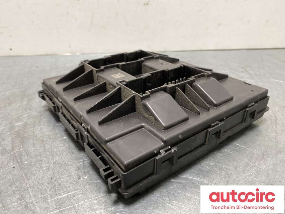 Styreenhet comfort (BCM) til VW Transporter / Caravelle 2009-2015 (Fase 2) (T5) (T5) (7H0 937 087 H|)