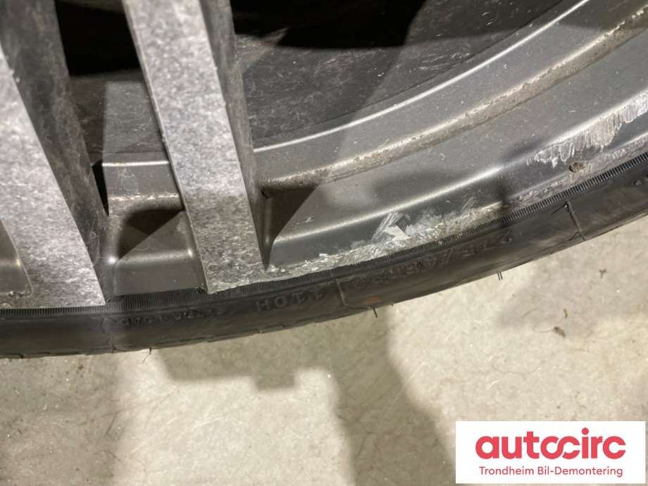 Hjulsett aluminium vinter til Audi Q7 2010-2015 (Type I, Fase 2)  (20 TOMMER|275/45R20 110H|PROD: 2124|4-5 MM)