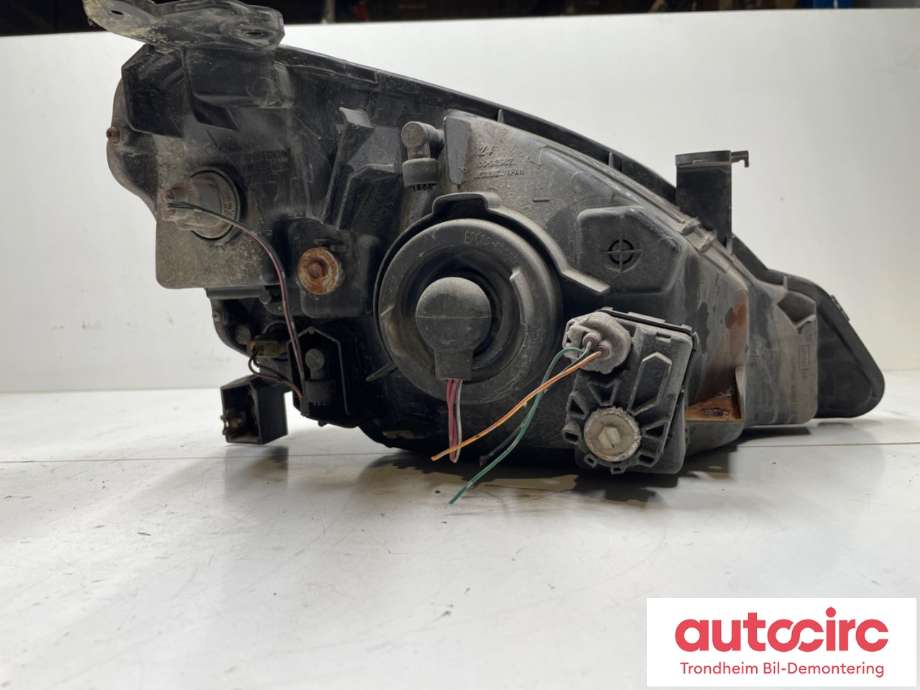 Frontlykt venstre halogen til Suzuki Liana 2004-2010 (Fase 2) (3532054G20|)