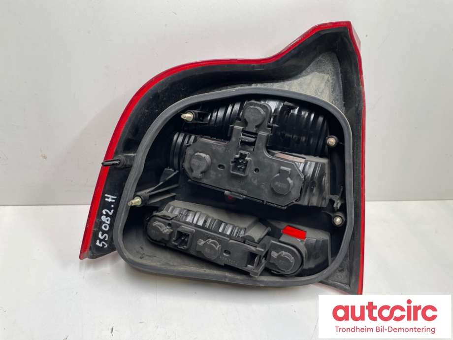 Baklykt høyre til Volvo S80 1998-2006 (Type I)  (8643514|)