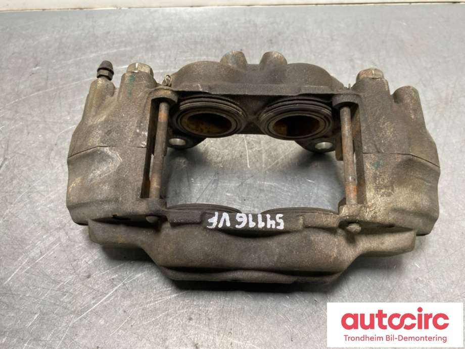 Bremsecaliper venstre foran til Toyota Hilux, 2020-->> (477500K350)