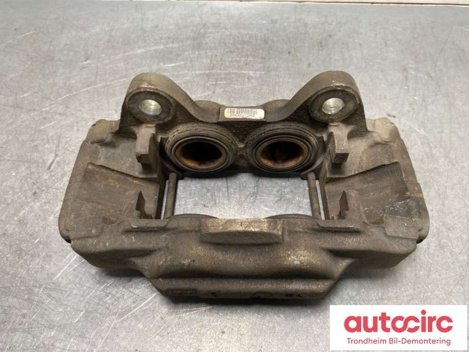 Bremsecaliper venstre foran til Toyota Hilux 2020-->>  (477500K350|)