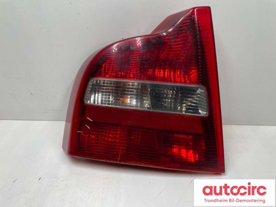 Baklykt venstre til Volvo S80, 1998-2006 (Type I)  (REDUSERT PRIS!|8643511)