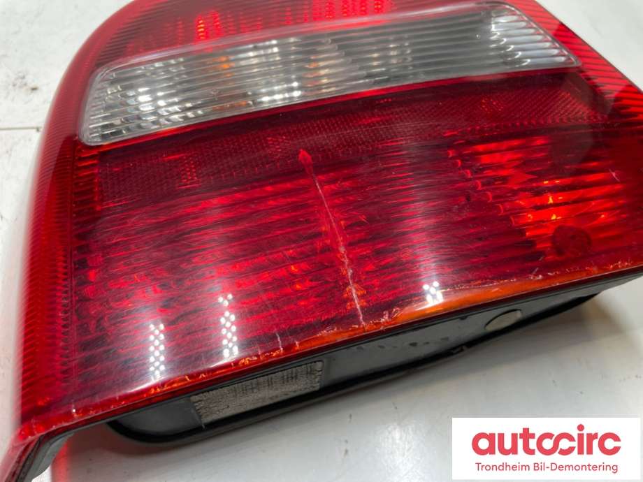 Baklykt venstre til Volvo S80 1998-2006 (Type I)  (REDUSERT PRIS!|8643511|)