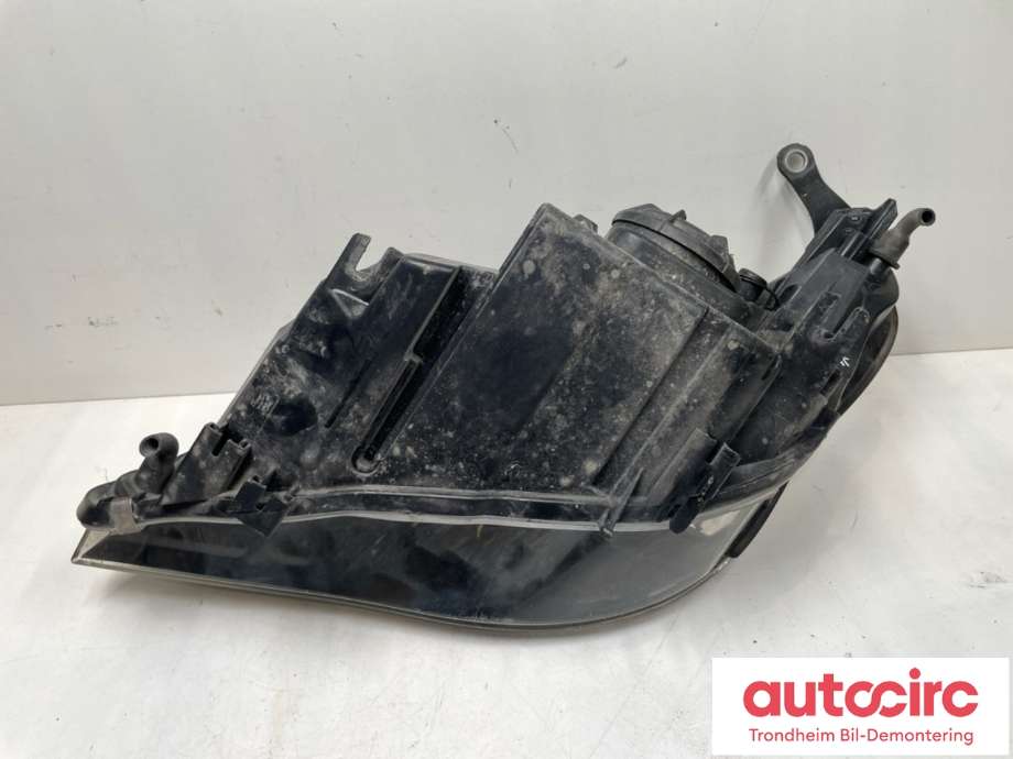 Frontlykt høyre halogen til BMW 5-Serie 2003-2010 (E60/E61) (E60/E61) (63127165562|)