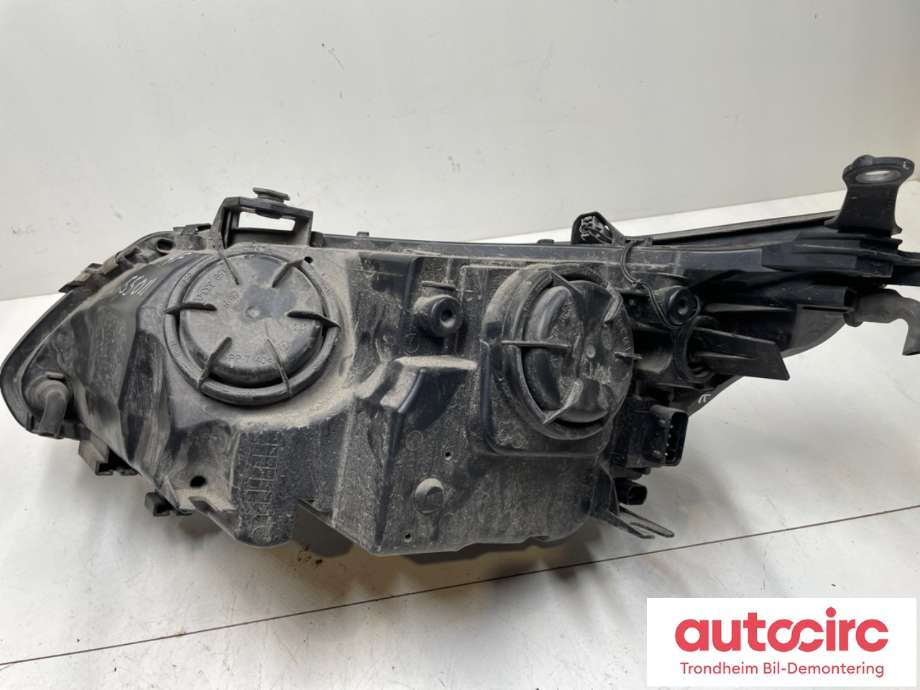Frontlykt høyre halogen til BMW 5-Serie 2003-2010 (E60/E61) (E60/E61) (63127165562|)