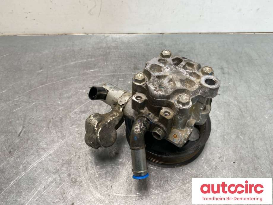 Servo pumpe mekanisk til Toyota Hilux, 2020-->> (443100K141)