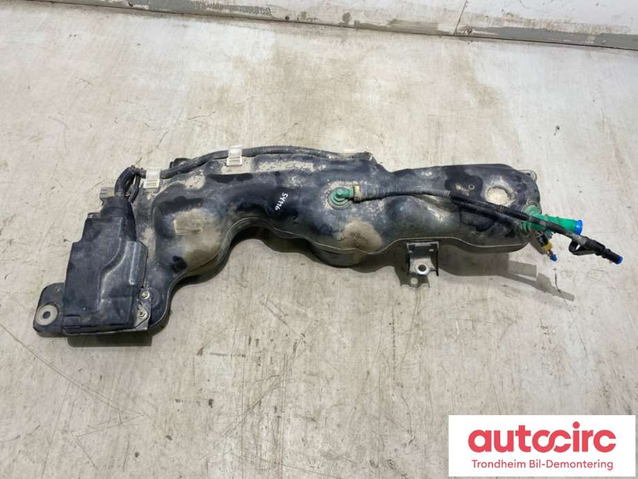 AdBlue tank til Toyota Hilux 2020-->> (778010K010|)