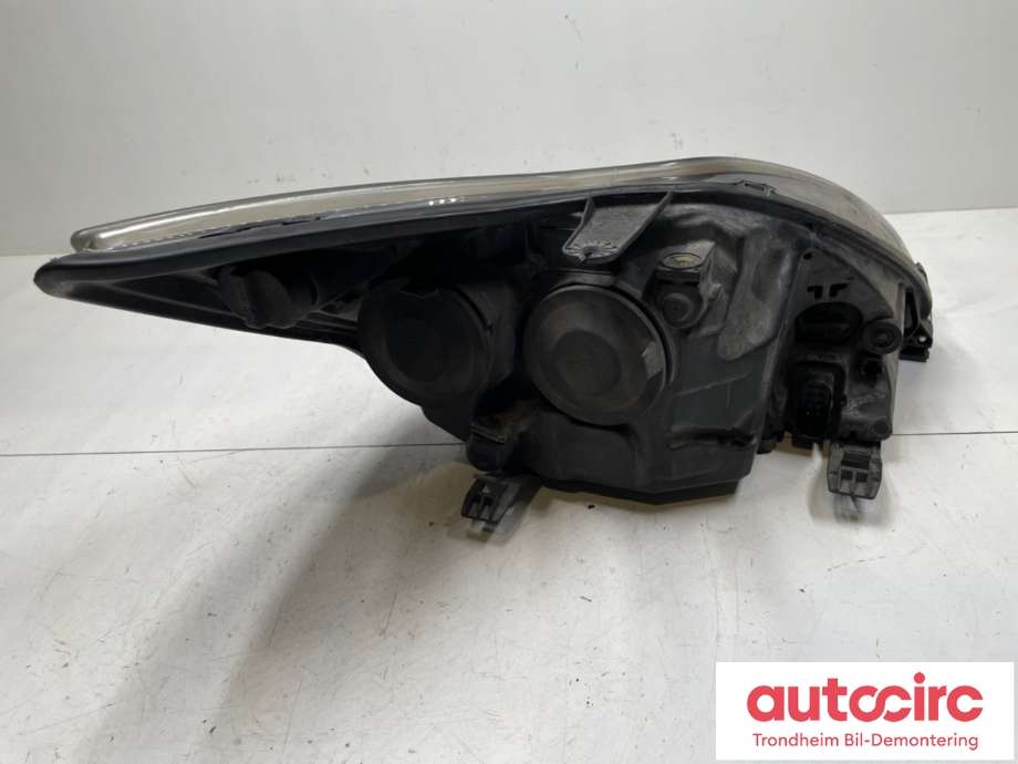 Frontlykt venstre xenon til Ford Focus 2008-2010 (Type II, Fase 2) (8M51-13D155-CD|1744969|8M51-13006-CD)