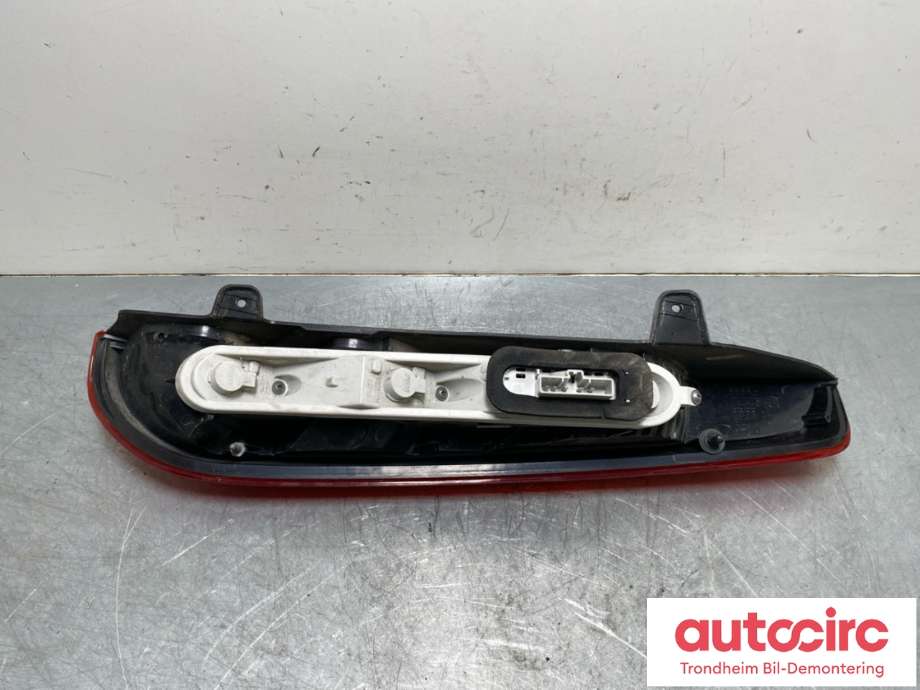 Baklykt venstre til Ford Focus 2008-2010 (Type II, Fase 2) (1520775|8M51-13405-NB|)