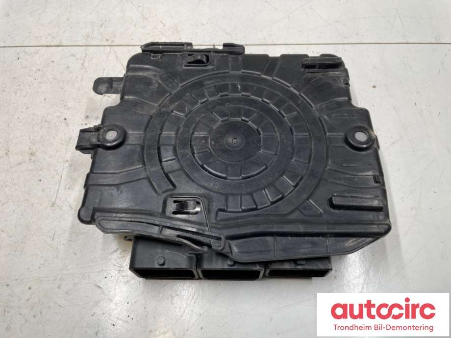 Styreenhet motor til Peugeot 2008 2013-2019 (Type I) (9807885980|1610190180|)