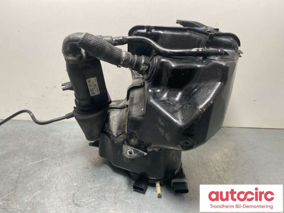 AdBlue tank til VW Caddy 2015-2020 (Type III, Fase 3)  (2K5 131 877 C|)