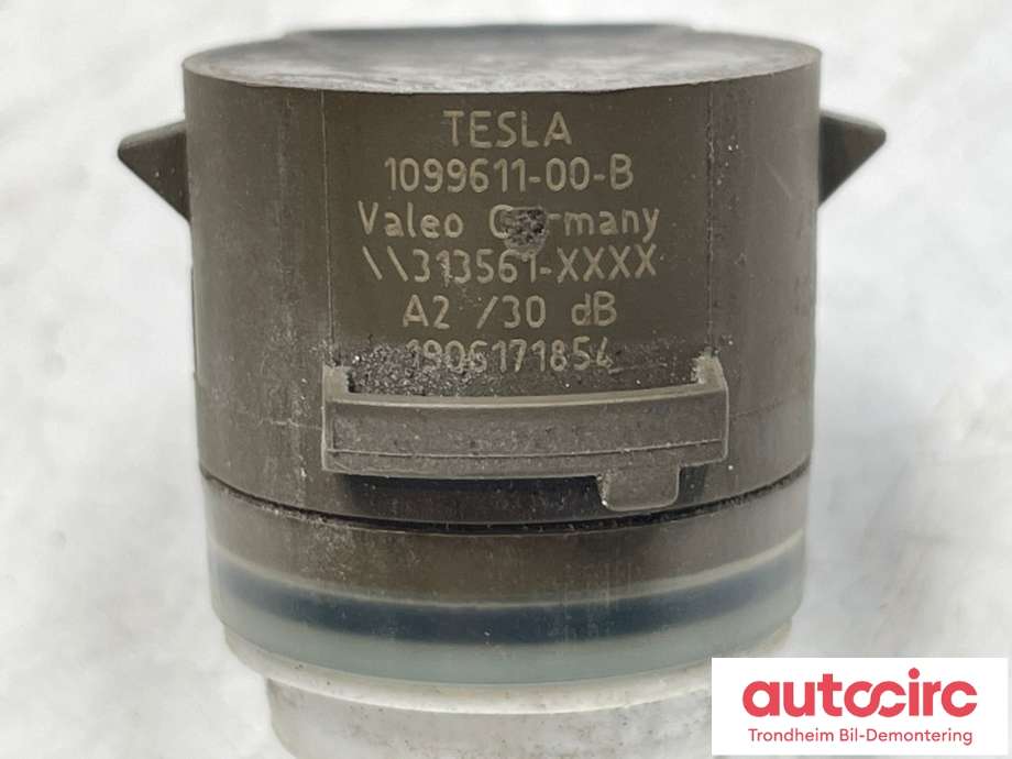 Parkeringssensor foran til Tesla Model S 2016-2021 (Fase 2) (1099611-00-D|1099611-00-A|1099611-00-B|1099611-00-C|)