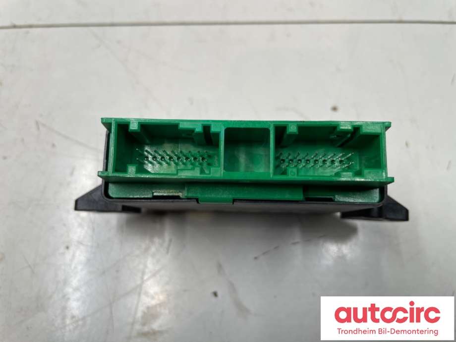 Styreenhet parkering til Peugeot 308 2013-2021 (Type II)  (9815361480|16 137 114 80|)