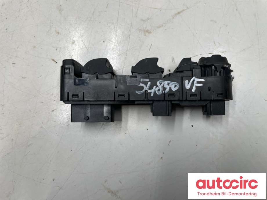 Bryter ruteheis førerdørspanel til Peugeot 308 2013-2021 (Type II)  (96788264ZD|)