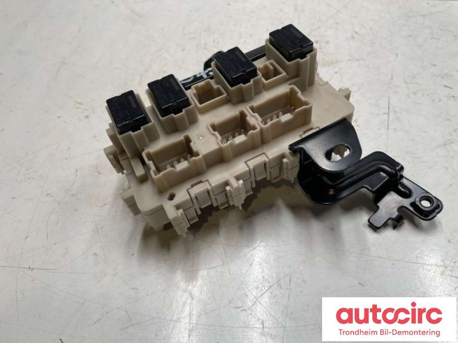 Sikringsboks kupe til Nissan Qashqai 2014-2021 (Type II) (24350-4EB0A|)