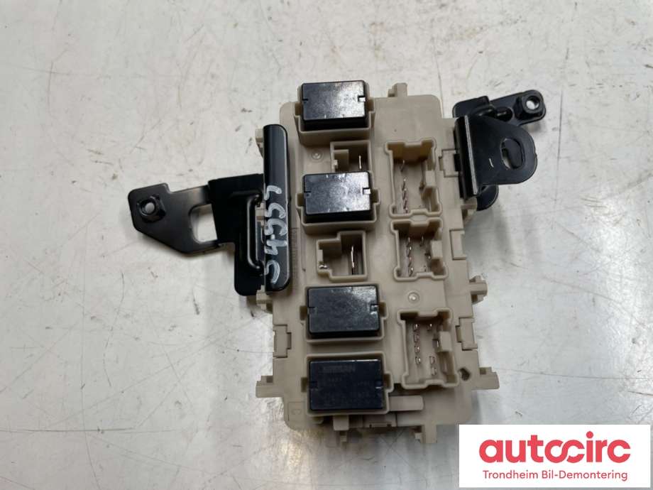 Sikringsboks kupe til Nissan Qashqai 2014-2021 (Type II) (24350-4EB0A|)