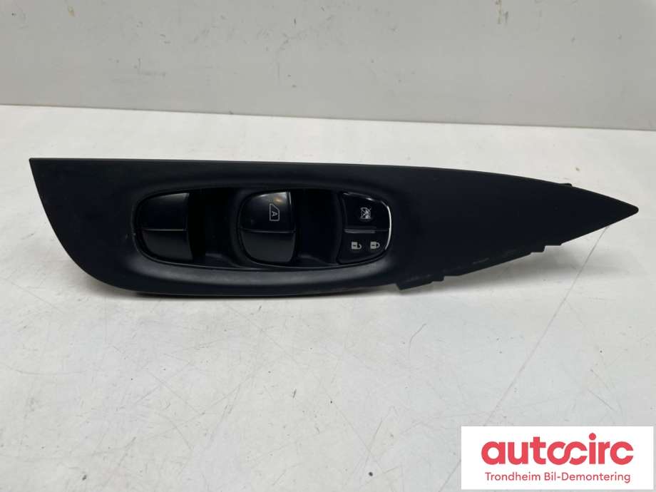 Bryter ruteheis førerdørspanel til Nissan Qashqai 2014-2021 (Type II)  (25401-4EA1A|)