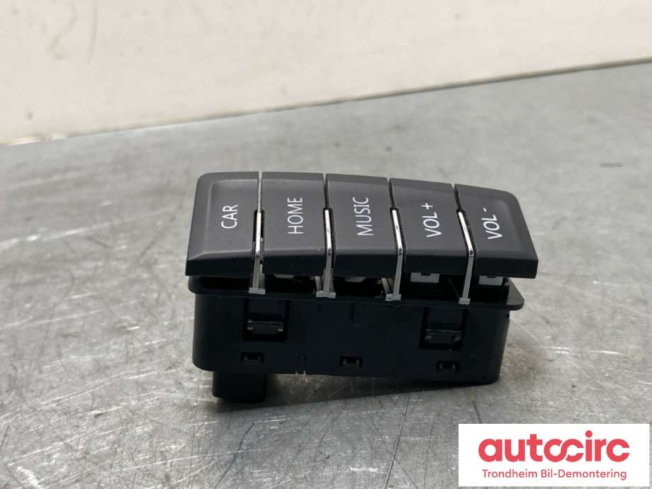Bilstereo navigasjon betjeningspanel til Maxus EV80 2019-->> (C00100528|)