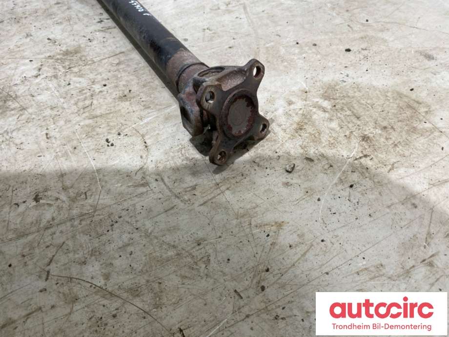 Mellomaksel fremre til BMW X3 2003-2006 (Fase 1) (E83) (E83) (26 20 3 401 609|)