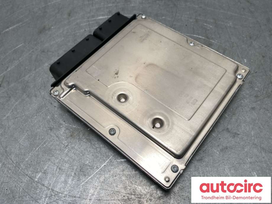 Styreenhet motor til BMW X3 2003-2006 (Fase 1) (E83) (E83) (13 61 7 800 129|)