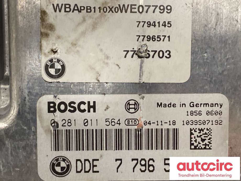 Styreenhet motor til BMW X3 2003-2006 (Fase 1) (E83) (E83) (13 61 7 800 129|)