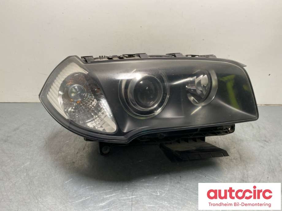 Frontlykt høyre xenon til BMW X3, 2003-2006 (Fase 1) (E83) (E83) (63 12 3 418 382)