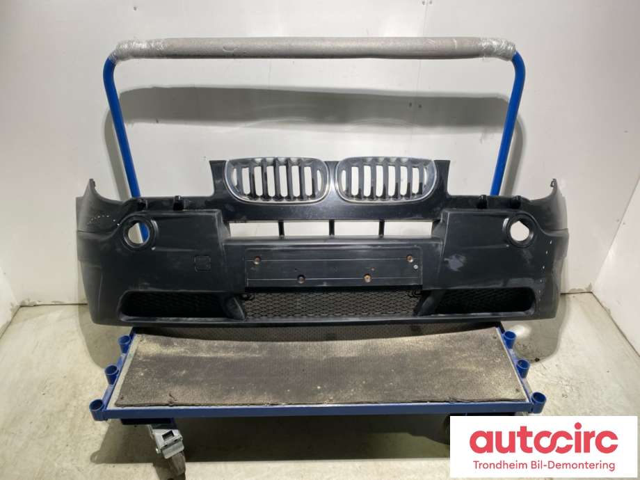 Støtfanger foran til BMW X3, 2003-2006 (Fase 1) (E83) (E83) (51 11 3 420 473)