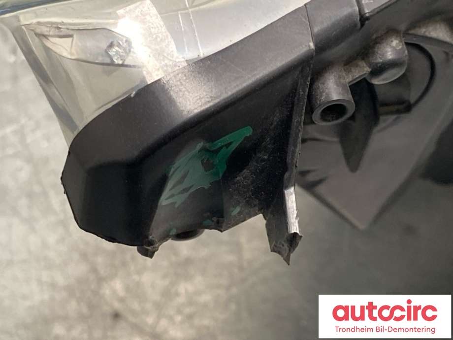 Frontlykt venstre halogen til Peugeot 308 2007-2011 (Type I, Fase 1)  (6208 F5|16 276 824 80|)