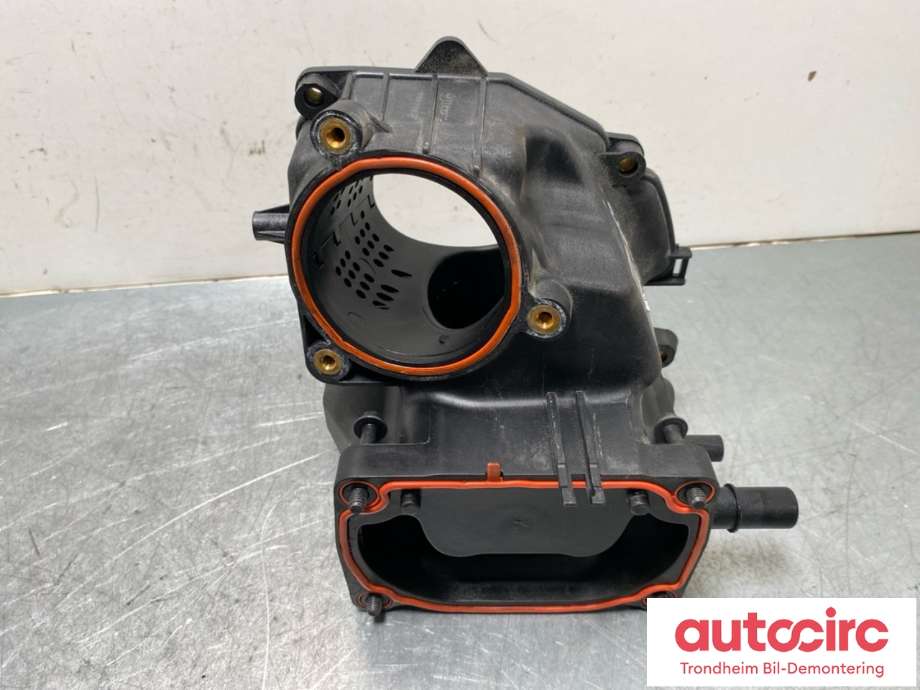 Turbo rør til Volvo XC90 2015-2025 (Type II)  (32222584|)