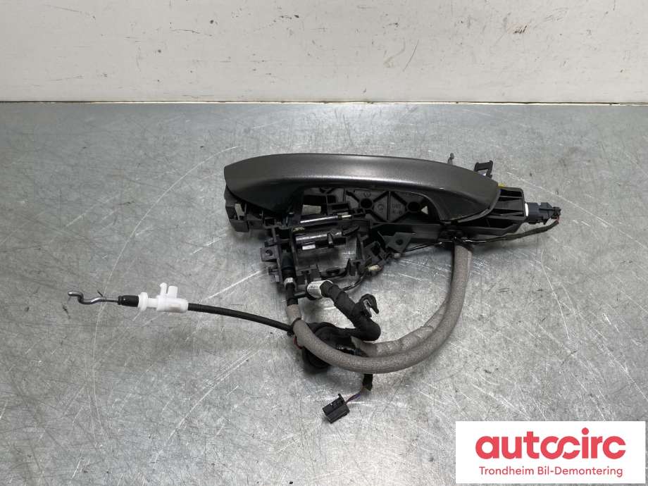 Dørhåndtak utv høyre bak til Ford Explorer EV 2024-->>  (VWR2KA-R22400-BA5GRU|2834499|2700612| VWR2KA-R224A36-AA)