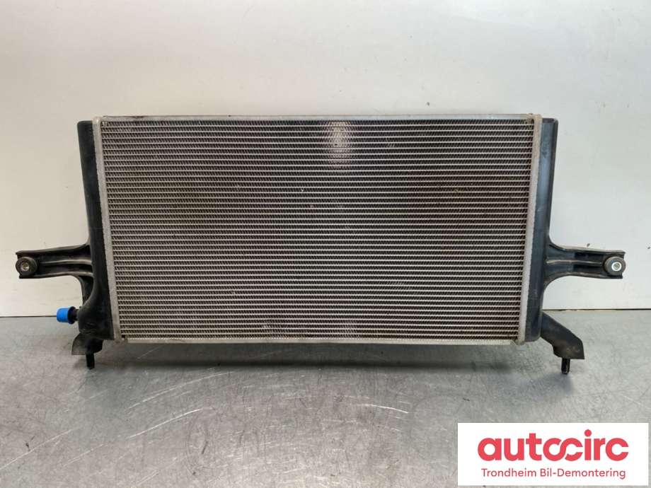 Intercooler til Toyota Hilux 2020-->> (165500E010|)