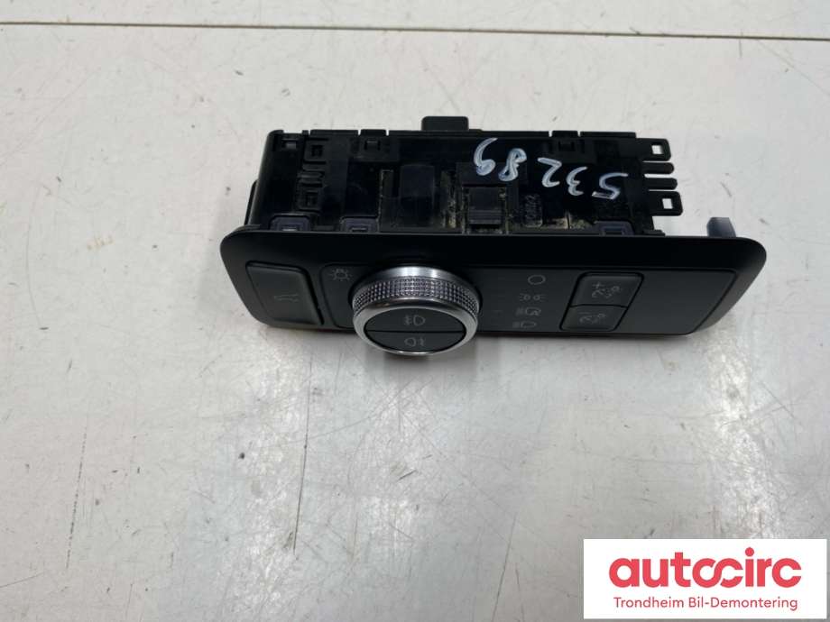 Bryter lys til Ford Kuga 2019-->> (Type III)  (LV4T-13D061-UDW|2664762|LV4T-13D061-UE3JA6)