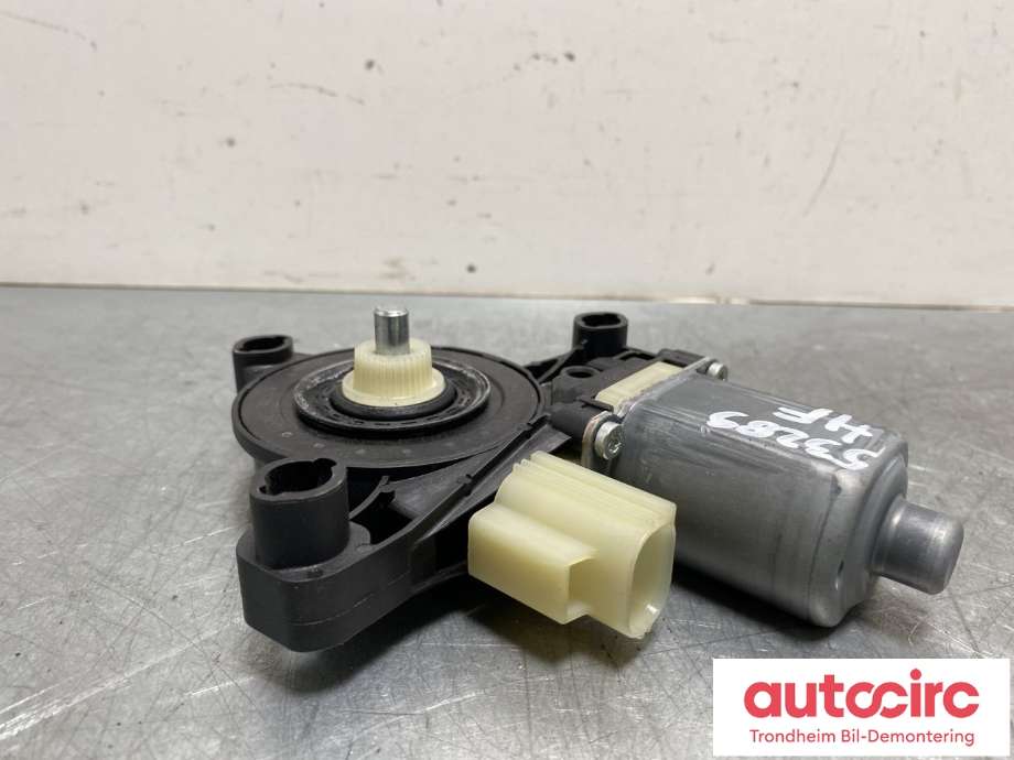 Ruteheis, kun motor, høyre foran til Ford Kuga 2019-->> (Type III) (LB6B-S23200-BE|2651309|LV4B-14A365-CA)