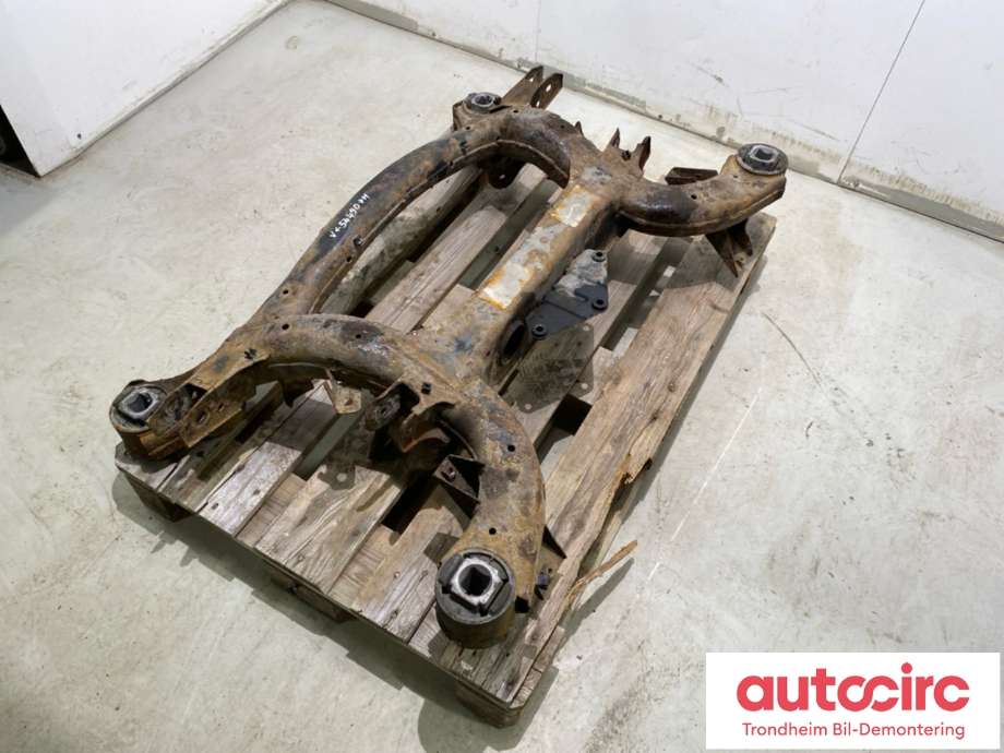 Travers bak til BMW X5 2007-2013 (E70) (E70) (33 31 6 863 815|)