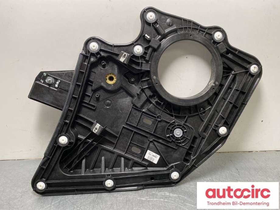 Ruteheis venstre bak til Ford Kuga 2019-->> (Type III)  (2549657|LV4B-R27009-AA|)