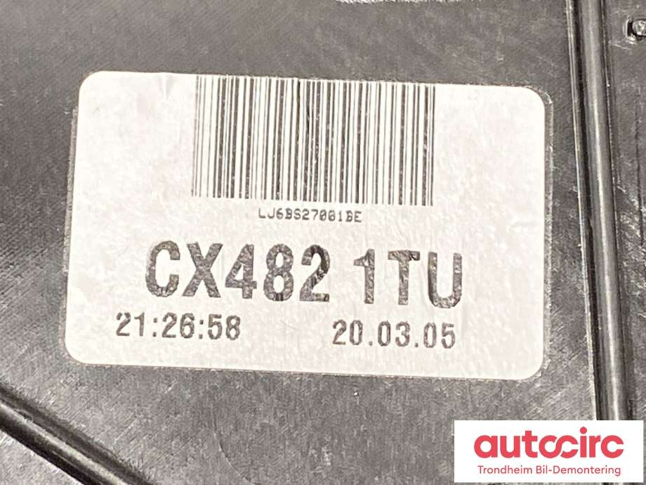 Ruteheis venstre bak til Ford Kuga 2019-->> (Type III)  (2549657|LV4B-R27009-AA|)