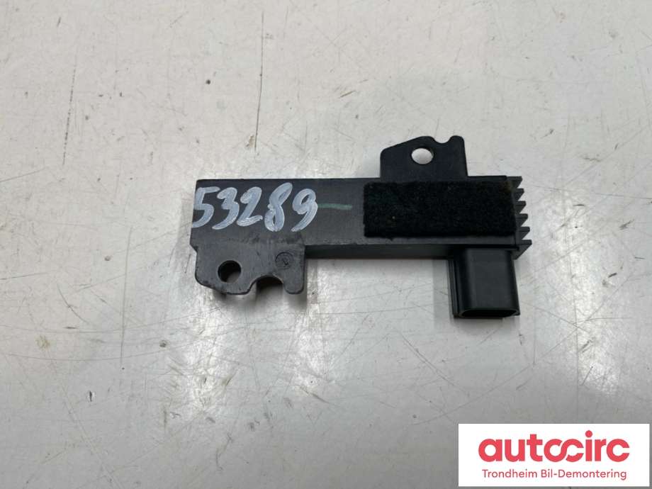 Antenne forsterker til Ford Kuga, 2019-->> (Type III)  (DS7T-15603-CA)