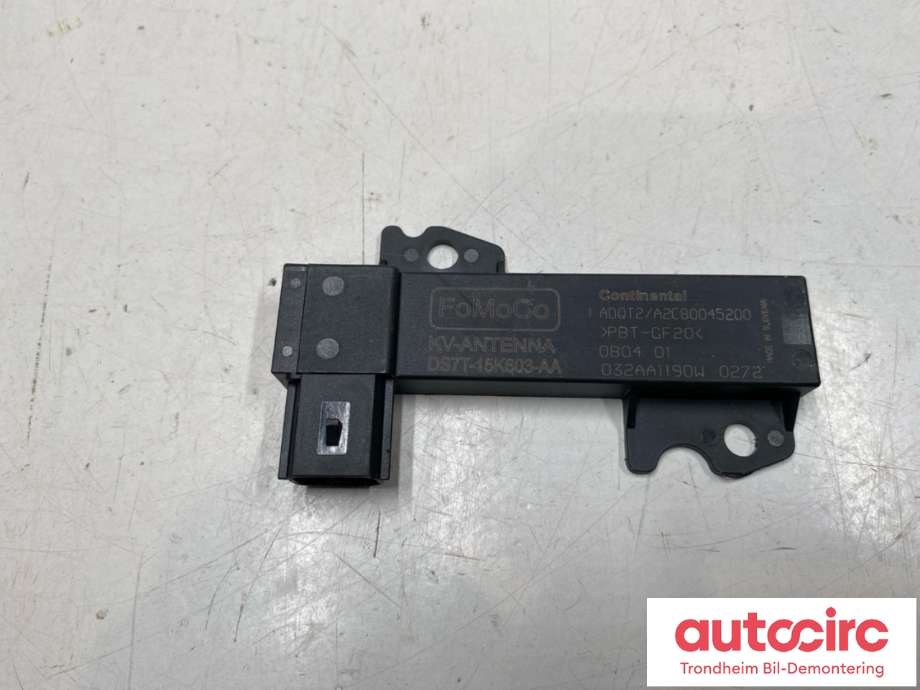 Antenne forsterker til Ford Kuga 2019-->> (Type III) (DS7T-15K603-AA|5195566|)