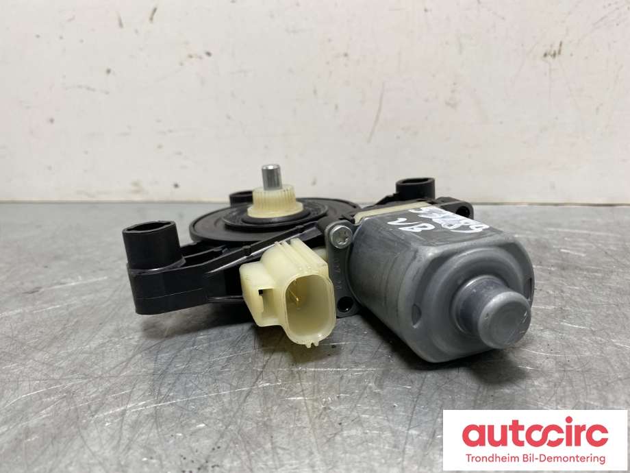 Ruteheis, kun motor, venstre bak til Ford Kuga 2019-->> (Type III)  (LJ6B-S27001-BE|LJ6B-S27001-BG|5925709)