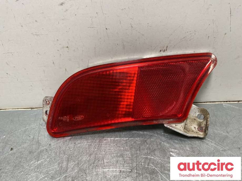 Refleksplate til Ford Kuga 2019-->> (Type III) (LV4B-13B414-AC|LV4B-13B414-AD|2711886)