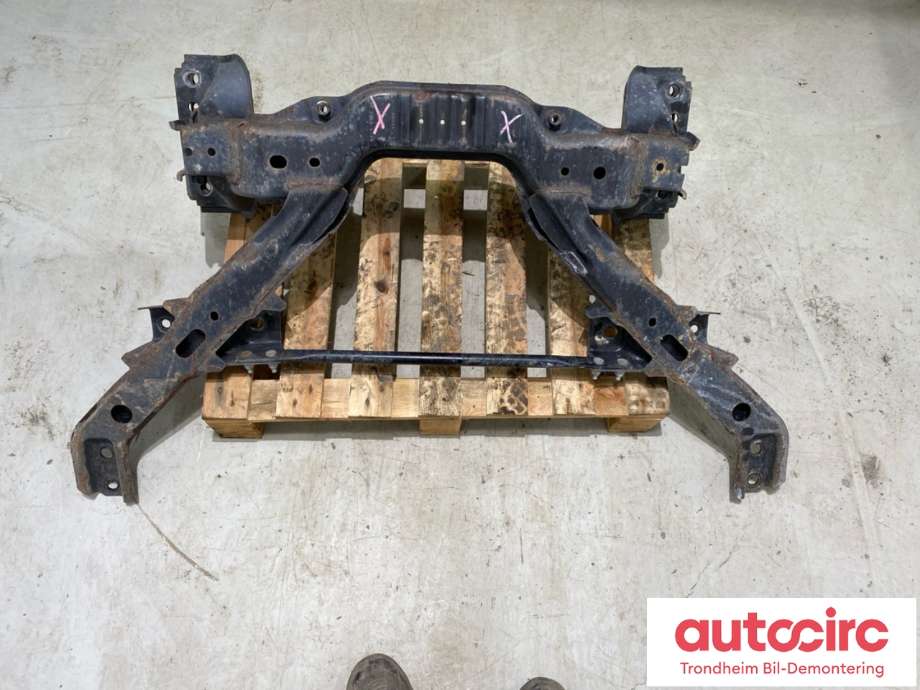 Travers foran hoved til Ford Mustang 2005-2014  (5R3Z-5C145-A|)