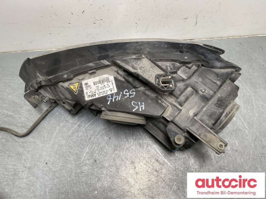 Frontlykt høyre xenon til Audi A3 2003-2008 (Type II, Fase 1)  (8P0 941 030 BM|8P0 941 030 BT|)