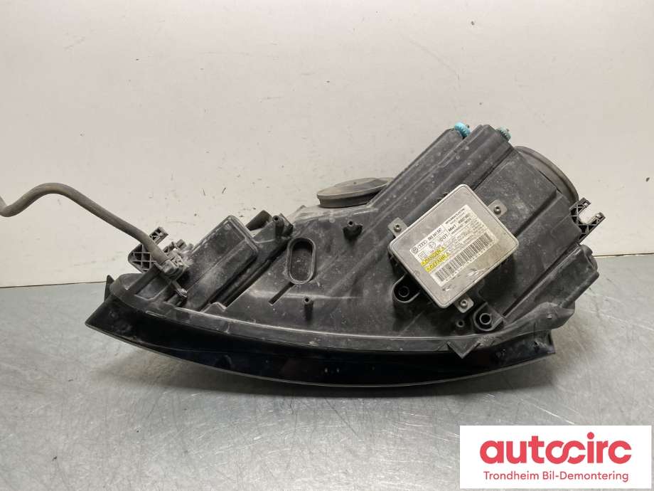 Frontlykt høyre xenon til Audi A3 2003-2008 (Type II, Fase 1)  (8P0 941 030 BM|8P0 941 030 BT|)