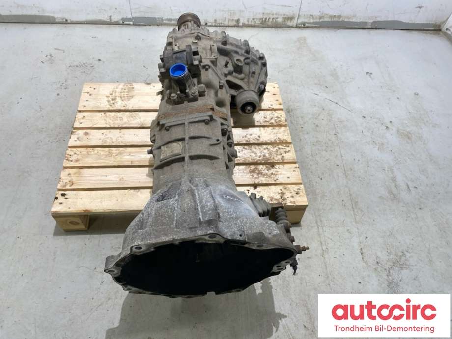 Girkasse 4WD komplett til Toyota Hiace, 2001-2006 (Fase 2) (330302F290)