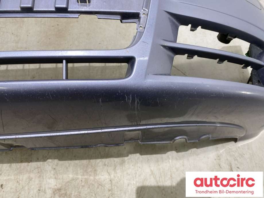 Støtfanger foran til Audi A4 2004-2008 (Type III) (B7) (B7) (8E0 807 105 A|)