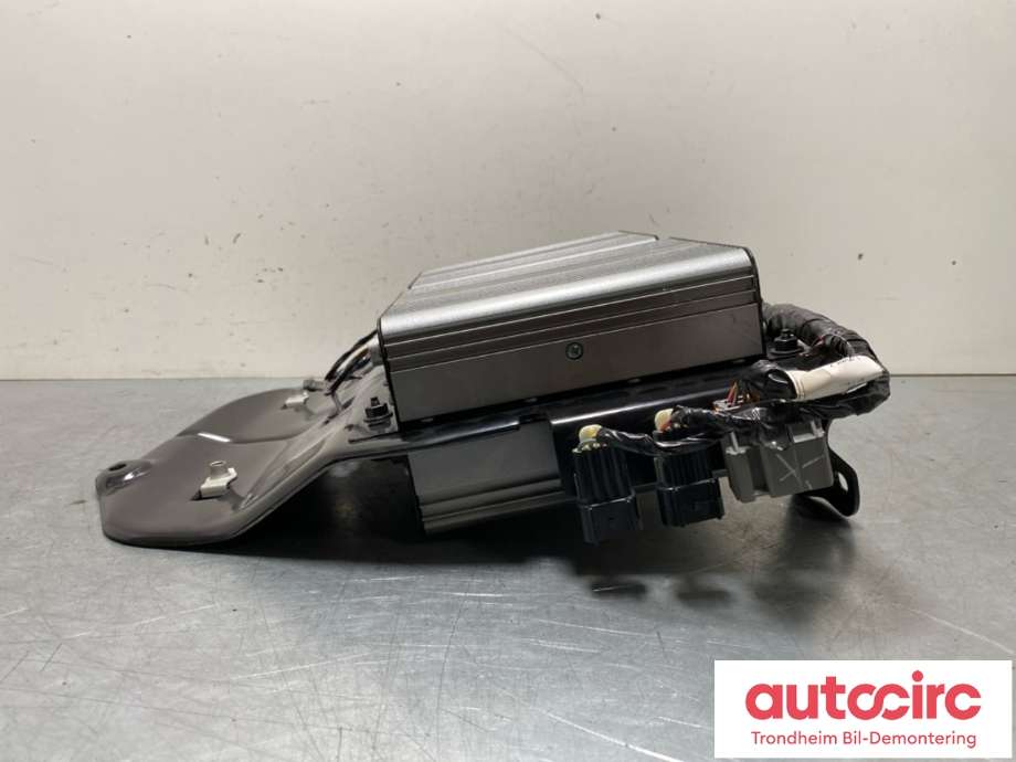 Bilstereo forsterker til Ford Mustang 2005-2014 (6R3Z-18B849-AB|6R3Z18B849AB|)